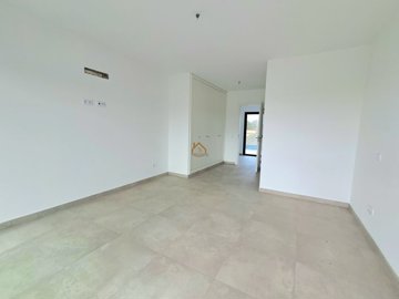 5018-735960-1397c7eacab77a8d4d14b0228a8f482d1