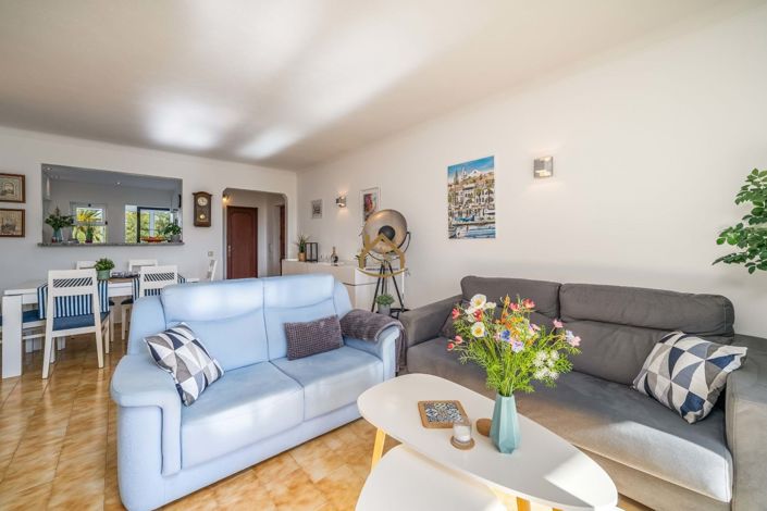 Image No.13-2 Bed Apartment for sale