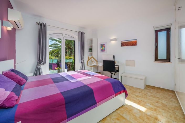 Image No.17-2 Bed Apartment for sale