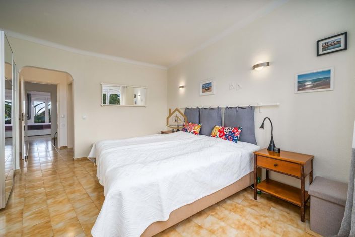 Image No.19-2 Bed Apartment for sale