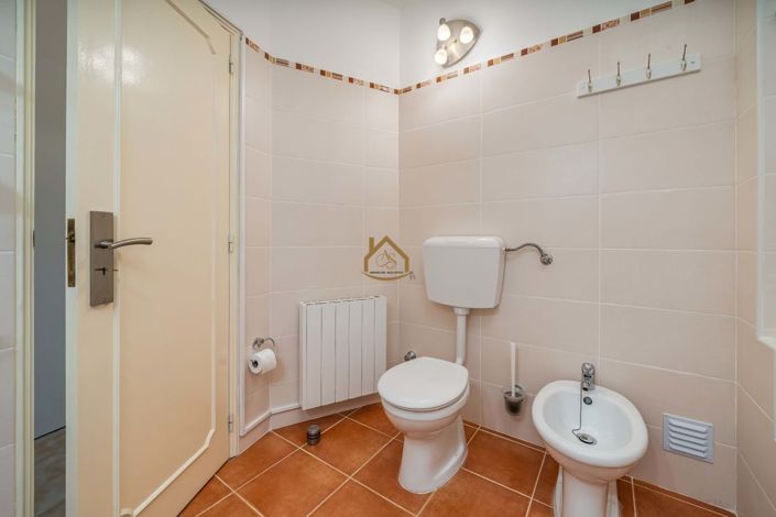 Image No.23-2 Bed Apartment for sale