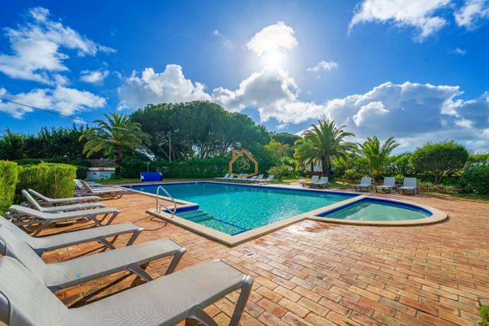 Image No.26-2 Bed Apartment for sale