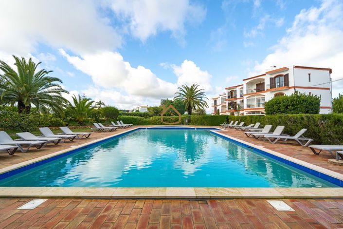 Image No.28-2 Bed Apartment for sale