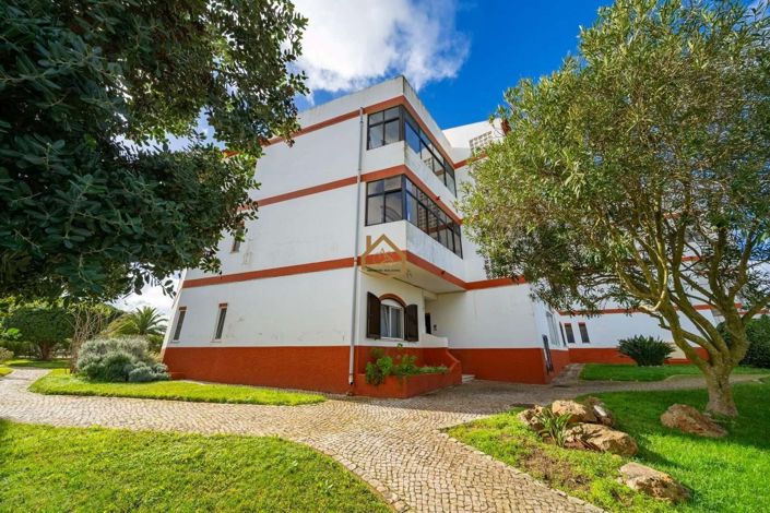 Image No.30-2 Bed Apartment for sale