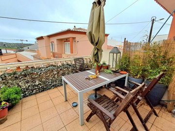 5018-774243-1397c7eacab77a8d4d14b0228a8f482d1