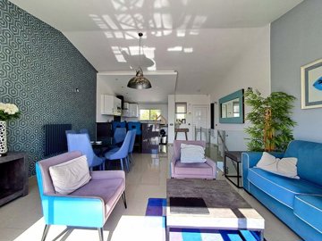 5018-634043-1397c7eacab77a8d4d14b0228a8f482d1