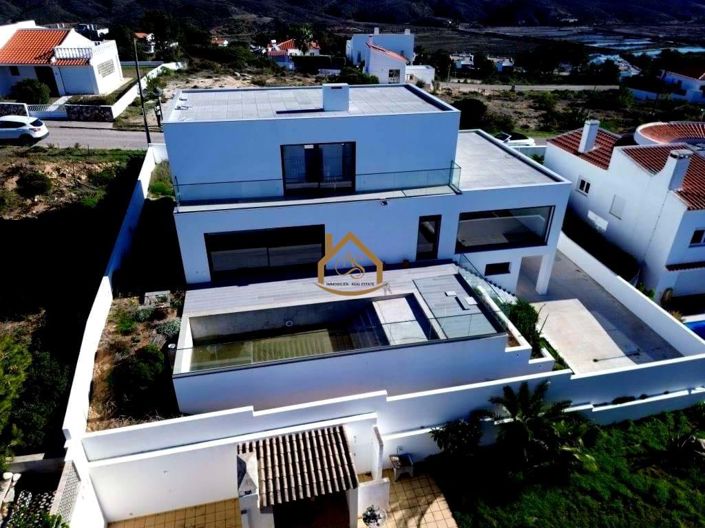 Image No.21-4 Bed Villa for sale