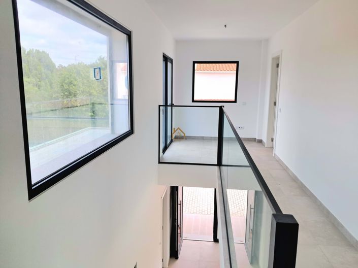 Image No.14-4 Bed Villa for sale