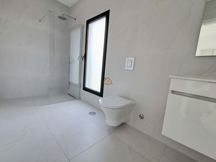 Image No.16-4 Bed Villa for sale