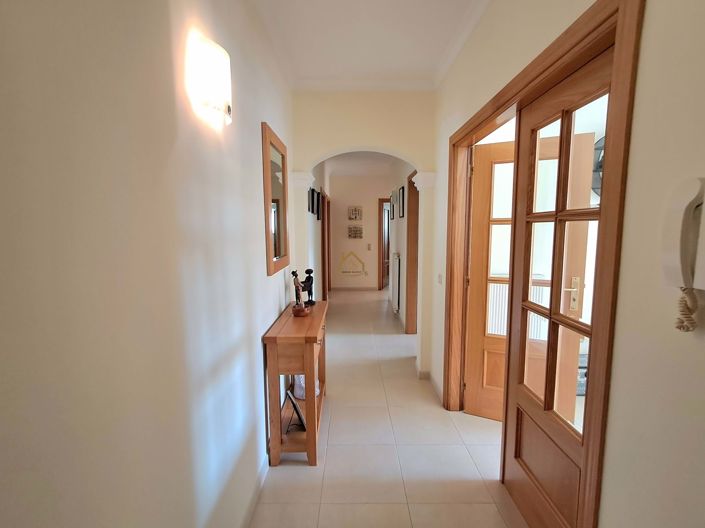 Image No.10-3 Bed Apartment for sale