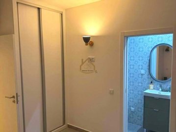 5018-786051-1397c7eacab77a8d4d14b0228a8f482d1