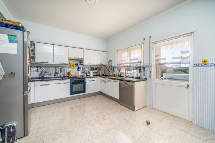 Image No.10-Villa de 3 chambres à vendre à Mexilhoeira Grande