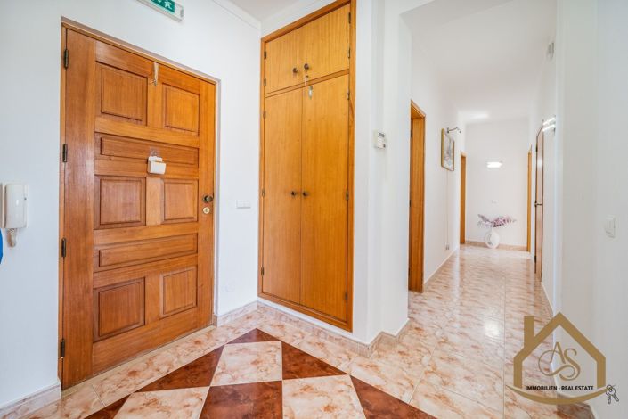 Image No.11-3 Bed Villa for sale