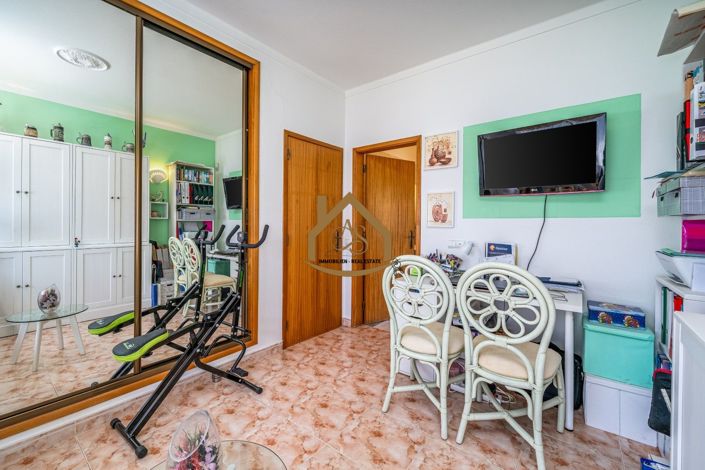 Image No.18-3 Bed Villa for sale