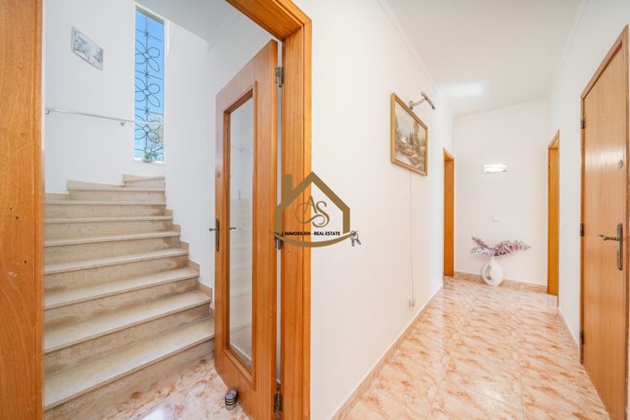 Image No.20-3 Bed Villa for sale