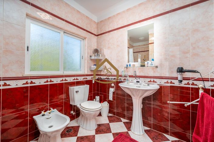 Image No.23-3 Bed Villa for sale