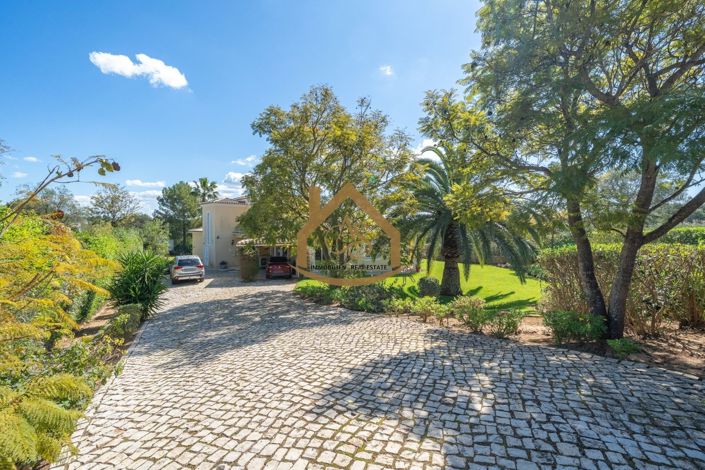 Image No.26-3 Bed Villa for sale