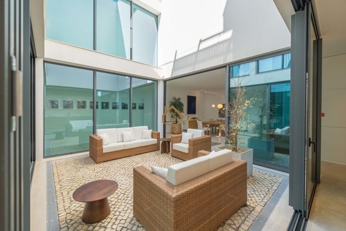 Image No.12-3 Bed Villa for sale