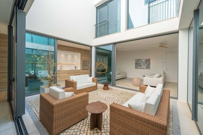 Image No.13-3 Bed Villa for sale