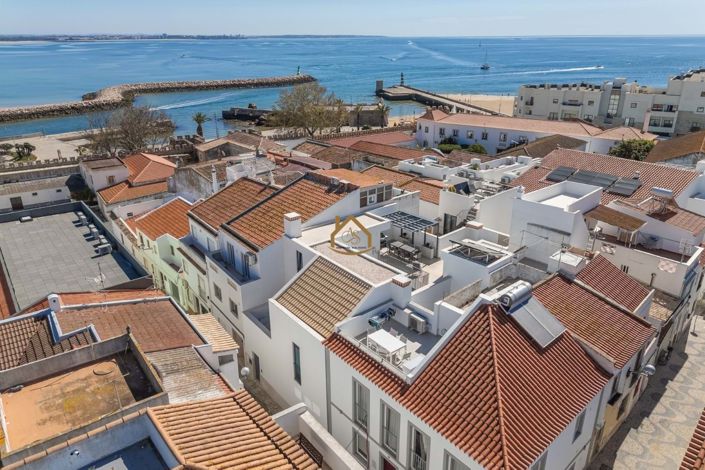 Image No.2-3 Bed Villa for sale