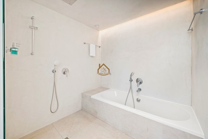 Image No.38-3 Bed Villa for sale