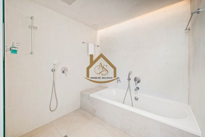 Image No.38-3 Bed Villa for sale