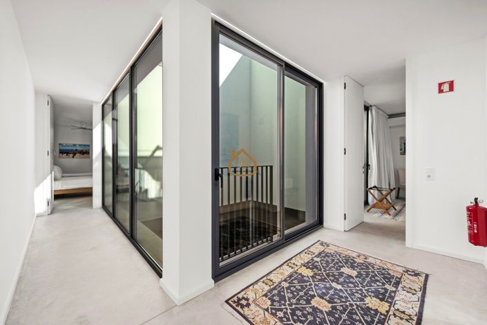 Image No.40-3 Bed Villa for sale