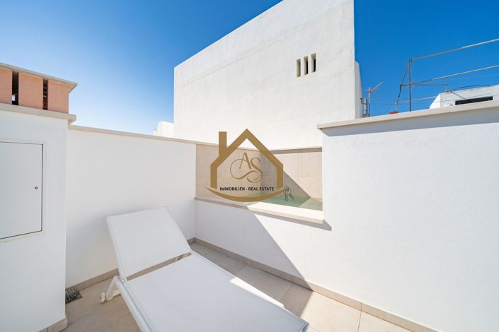 Image No.48-3 Bed Villa for sale