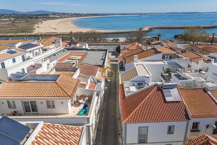 Image No.57-3 Bed Villa for sale