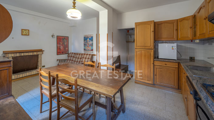 Image No.22-2 Bed Property for sale