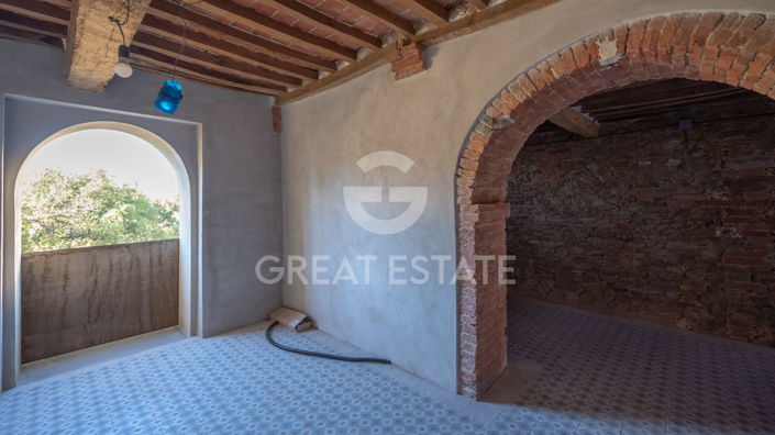 Image No.12-8 Bed Country House for sale