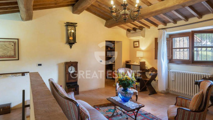 Image No.27-5 Bed Country House for sale