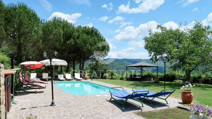 Image No.36-5 Bed Country House for sale