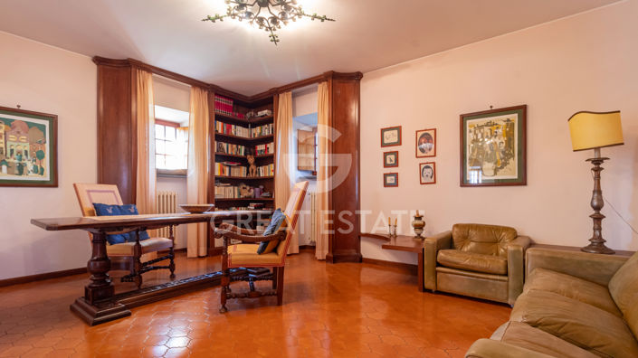 Image No.23-7 Bed Villa for sale