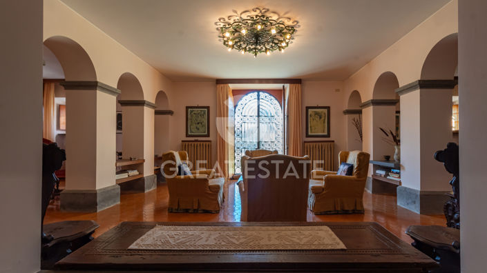 Image No.24-7 Bed Villa for sale