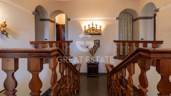 Image No.30-7 Bed Villa for sale