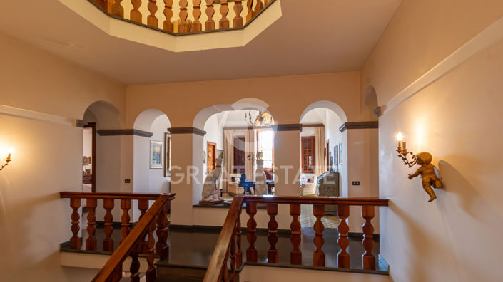 Image No.33-7 Bed Villa for sale