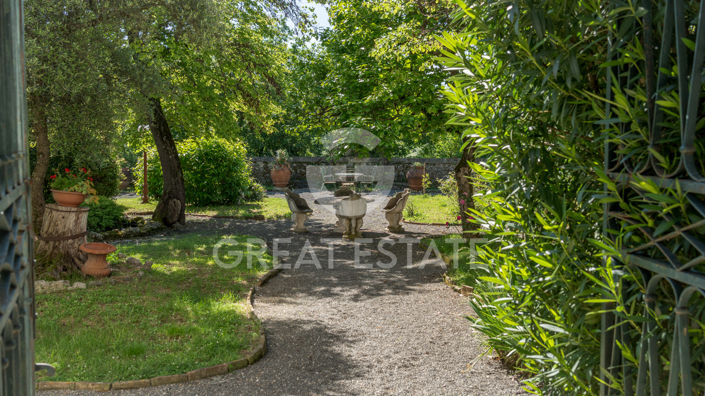 Image No.11-6 Bed Villa for sale