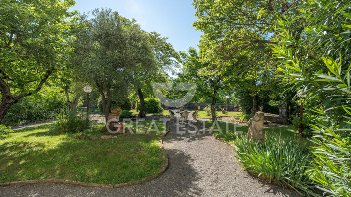 Image No.40-6 Bed Villa for sale