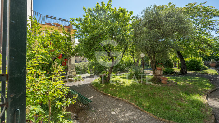 Image No.41-6 Bed Villa for sale