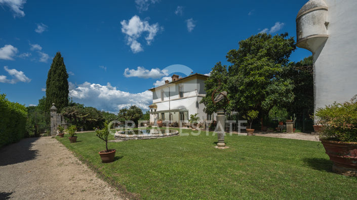 Image No.60-6 Bed Villa for sale