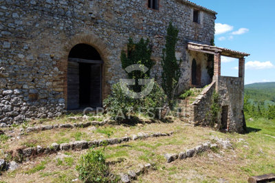 vendesi-castello-borgo-in-umbria-terni-montec