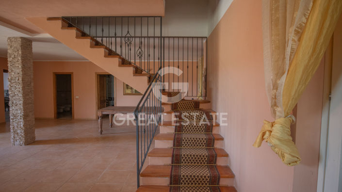 Image No.23-3 Bed Country House for sale