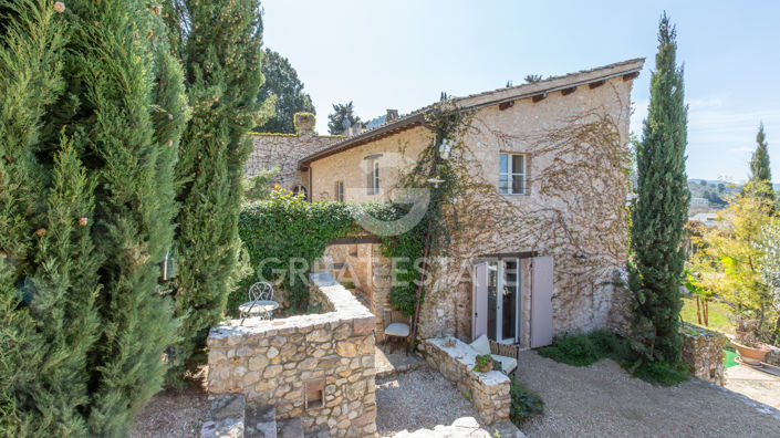 Image No.12-8 Bed Country House for sale