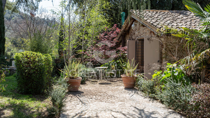 Image No.16-8 Bed Country House for sale