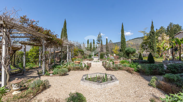 Image No.23-8 Bed Country House for sale