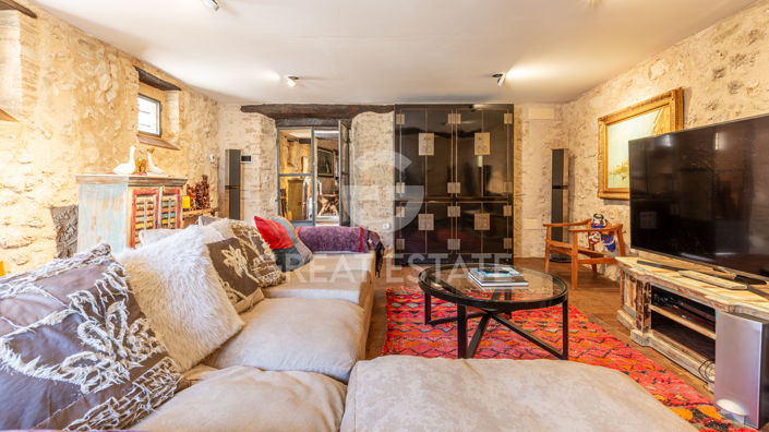 Image No.28-8 Bed Country House for sale