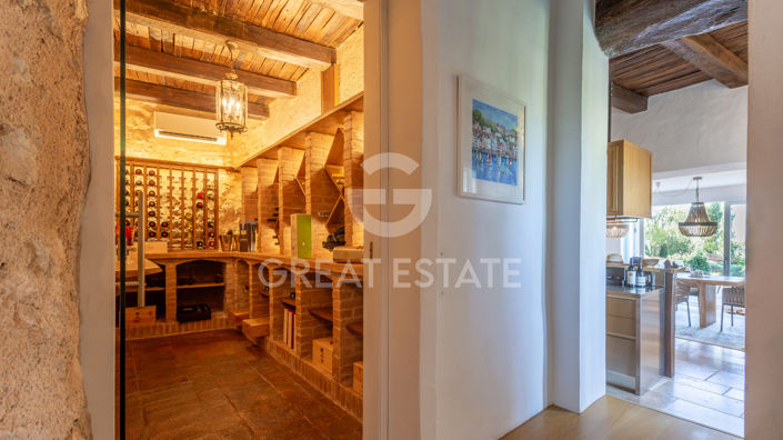 Image No.32-8 Bed Country House for sale