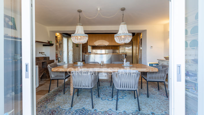 Image No.35-8 Bed Country House for sale