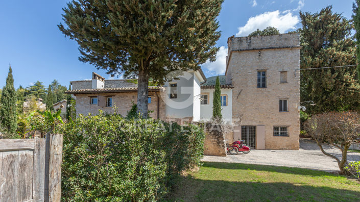 Image No.5-8 Bed Country House for sale